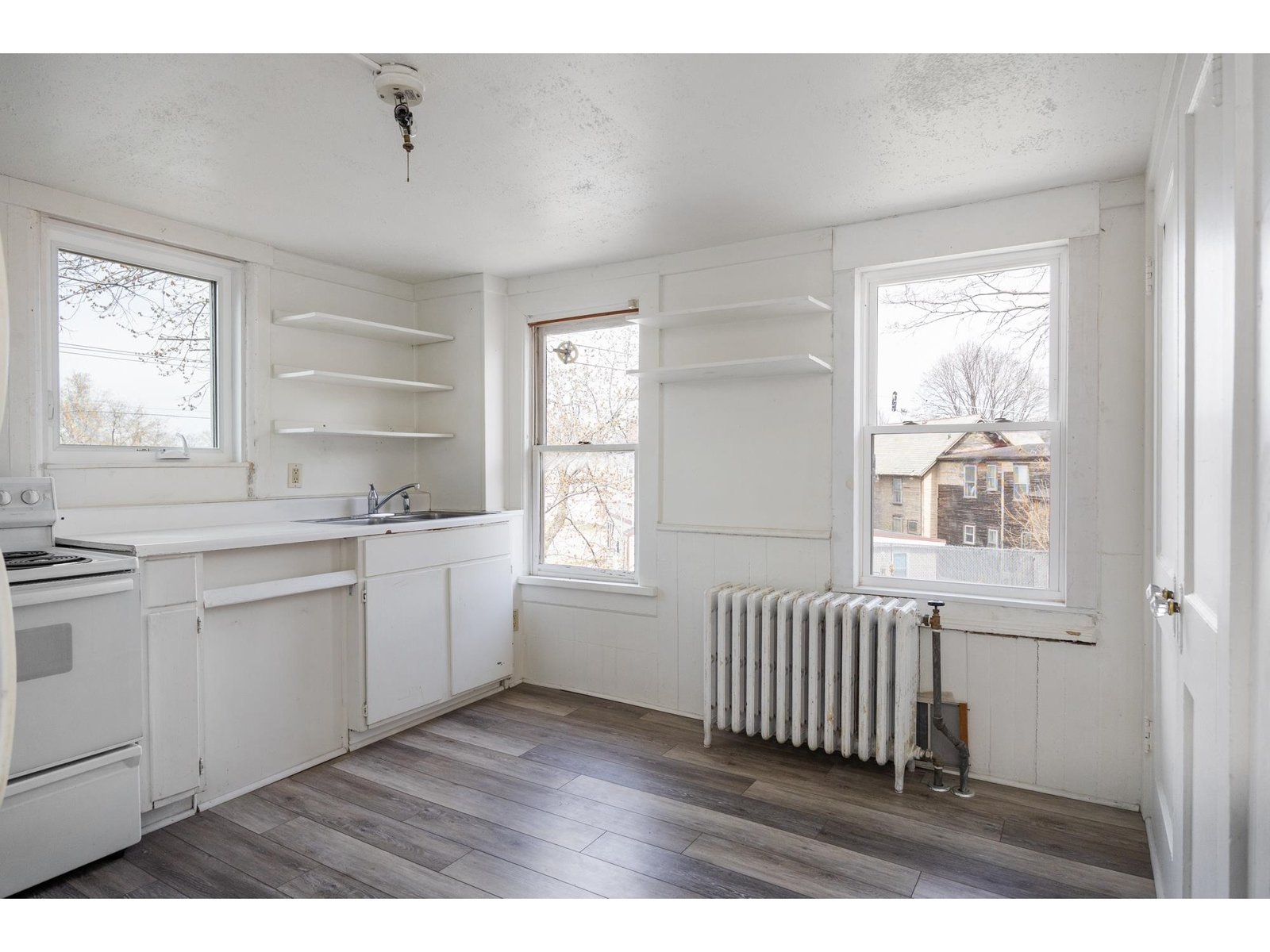 6-8 Decatur Street