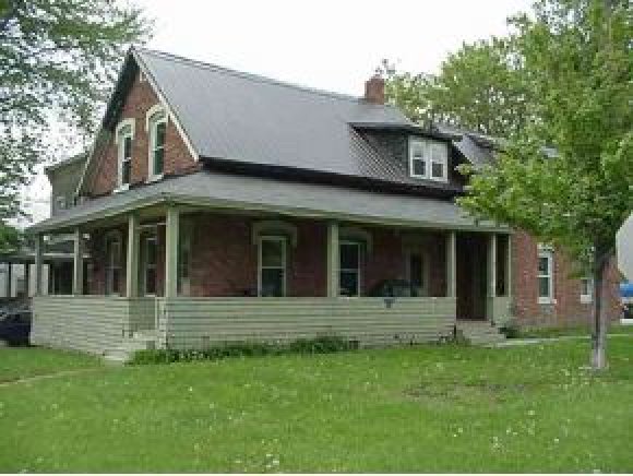 6 Adams Street