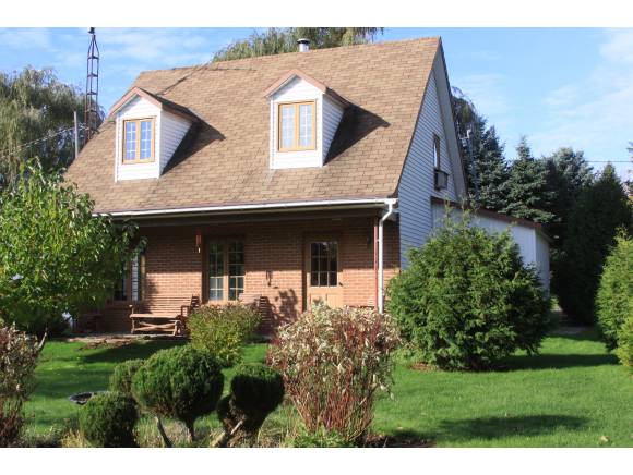 6 Anick Ave