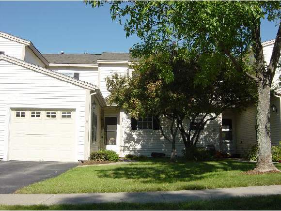 6 Cardinal Ln, Unit 6
