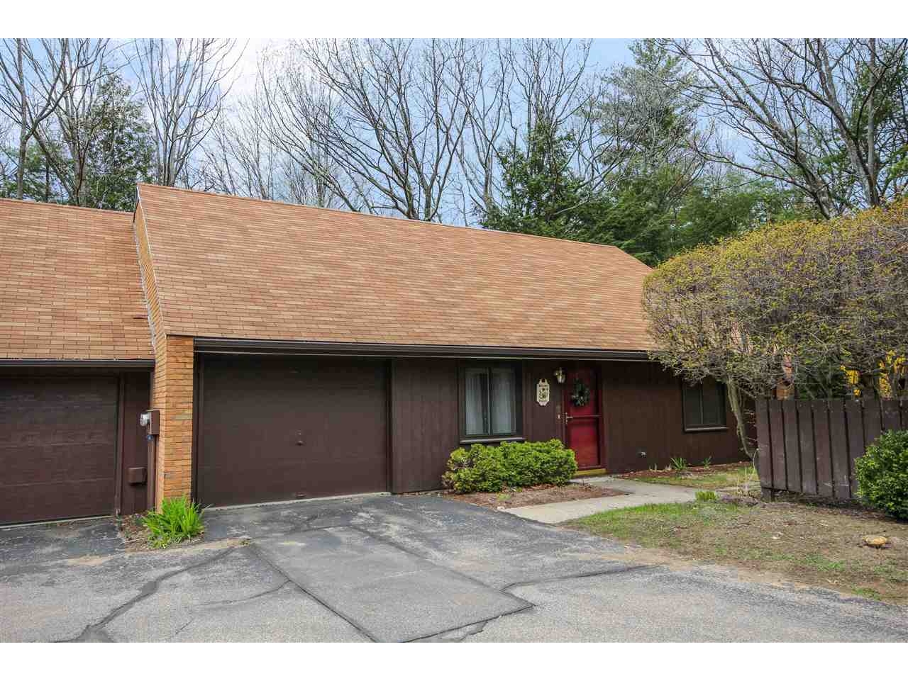 6 Cedar Glen North, Unit 6