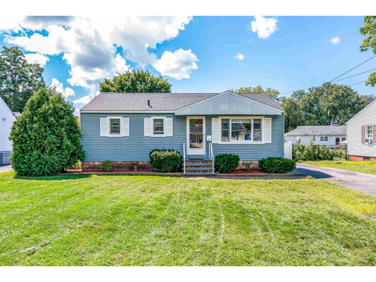 6 Cherokee Avenue