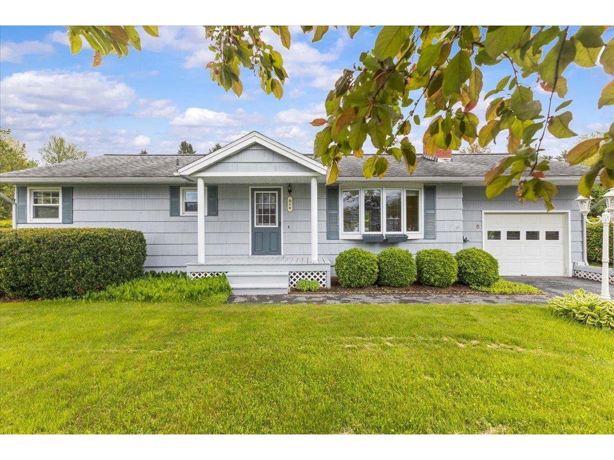 6 Circle Drive, Essex