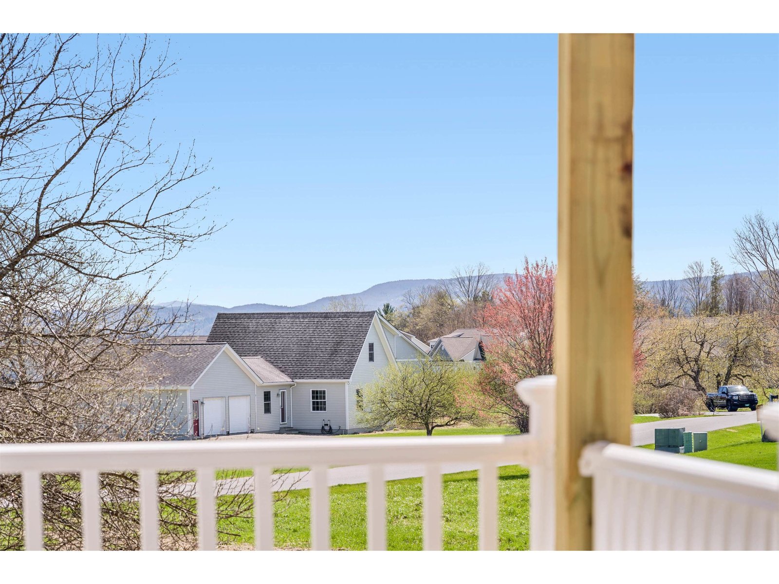 6 Countryside Drive