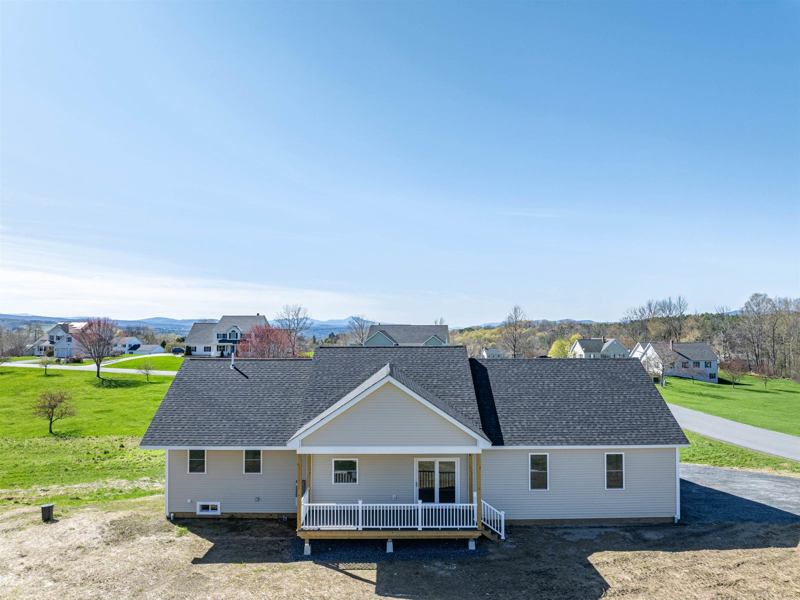 6 Countryside Drive