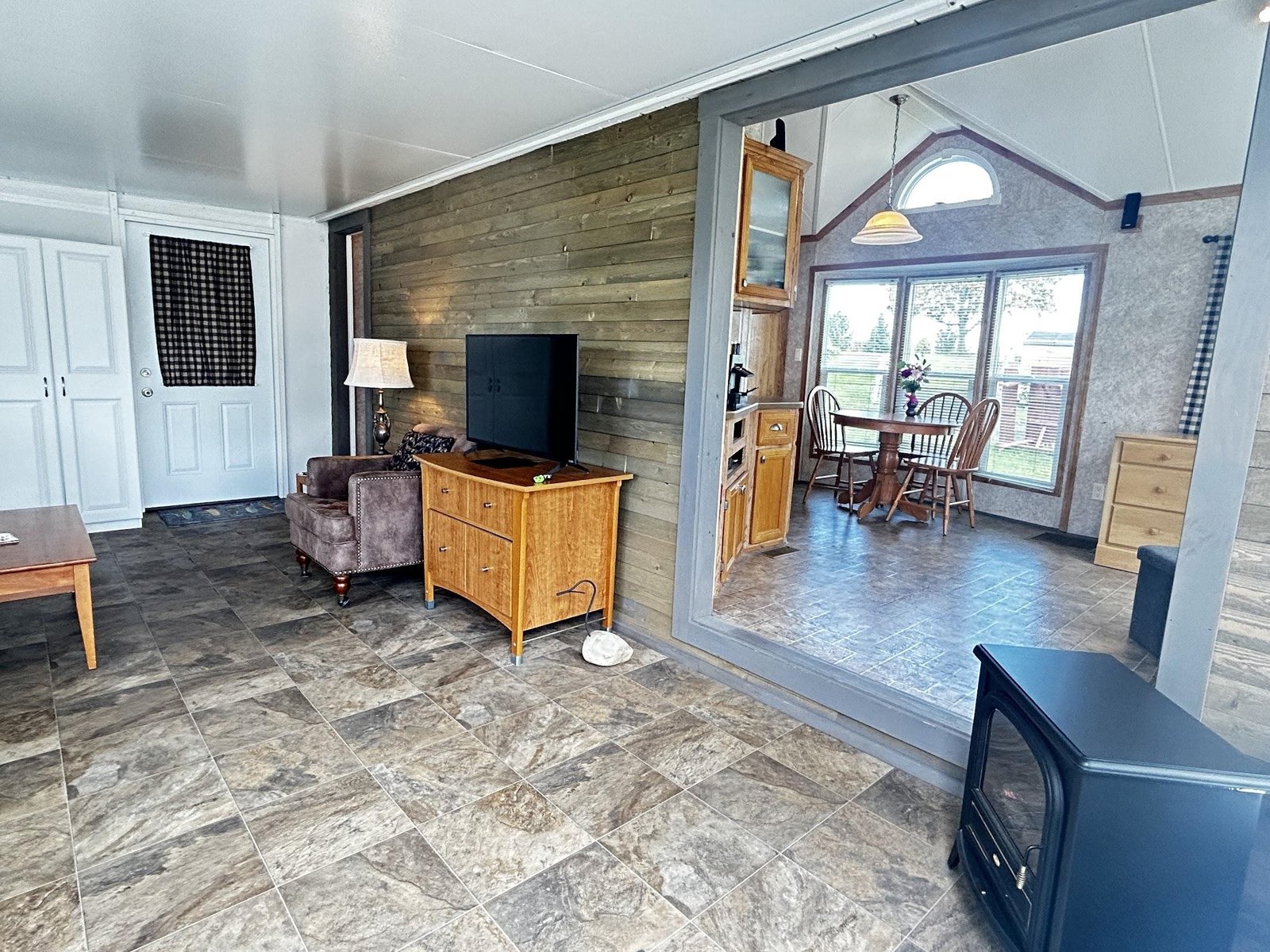 6 Eagle Lane, Unit EA006