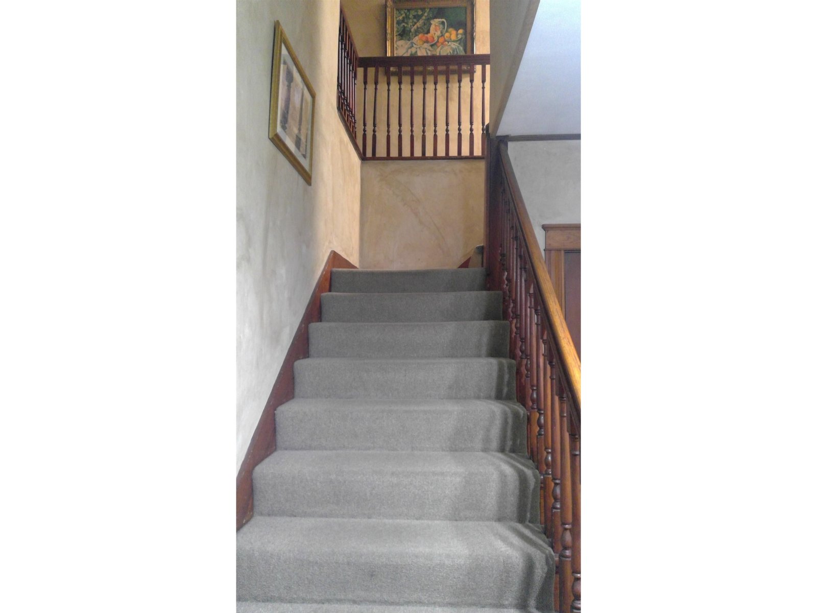 6 Fairfield Hill Road