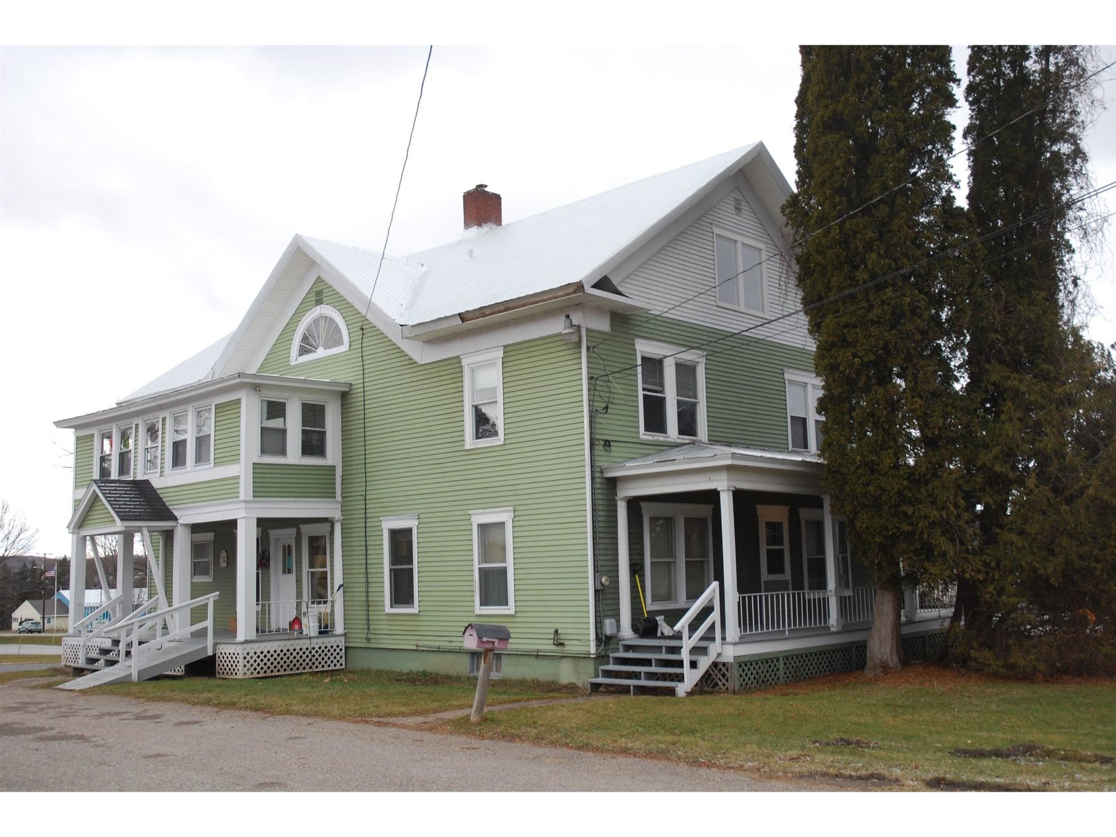 6 Fairfield Hill Road