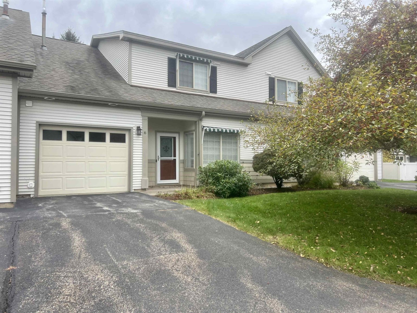 6 Forest Run Road