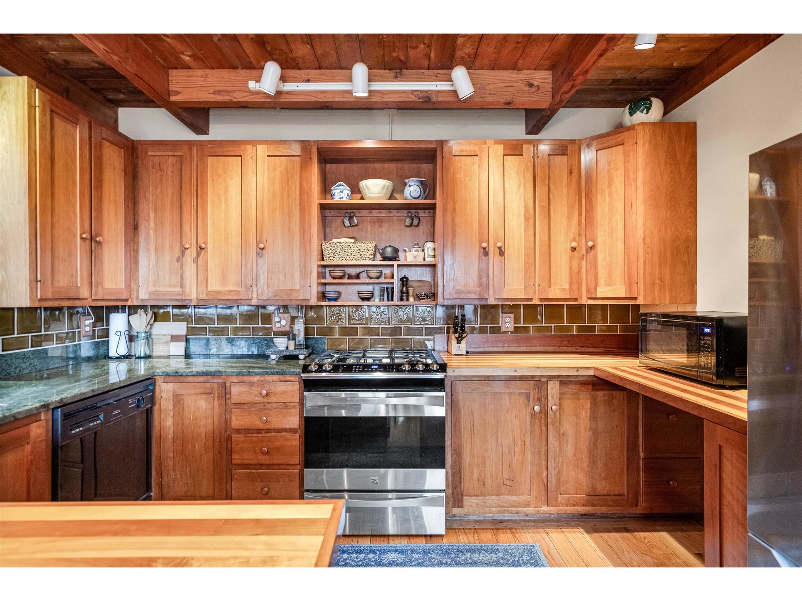 6 Fox Lane