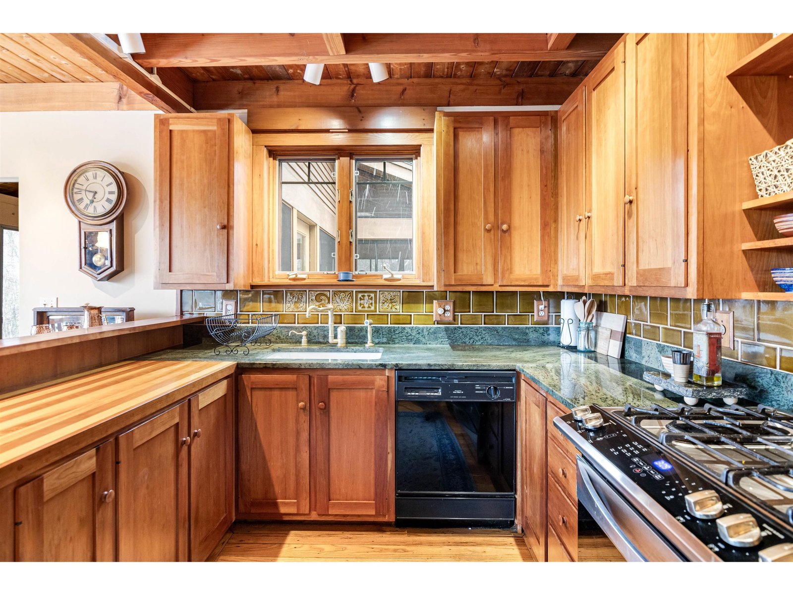 6 Fox Lane