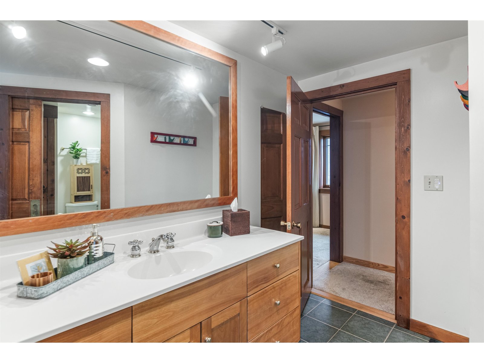 6 Fox Lane