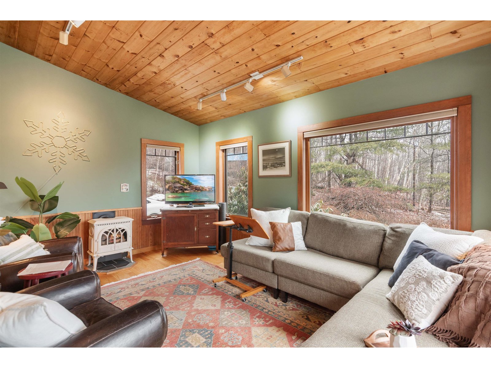 6 Fox Lane