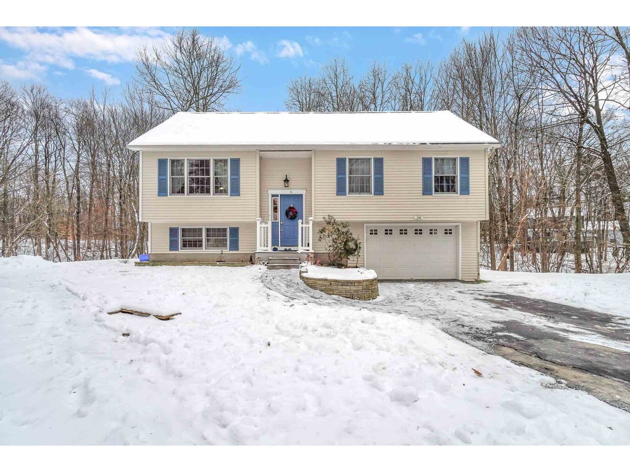 6 Francis Drive