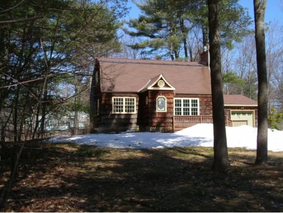 6 Glenwood Dr