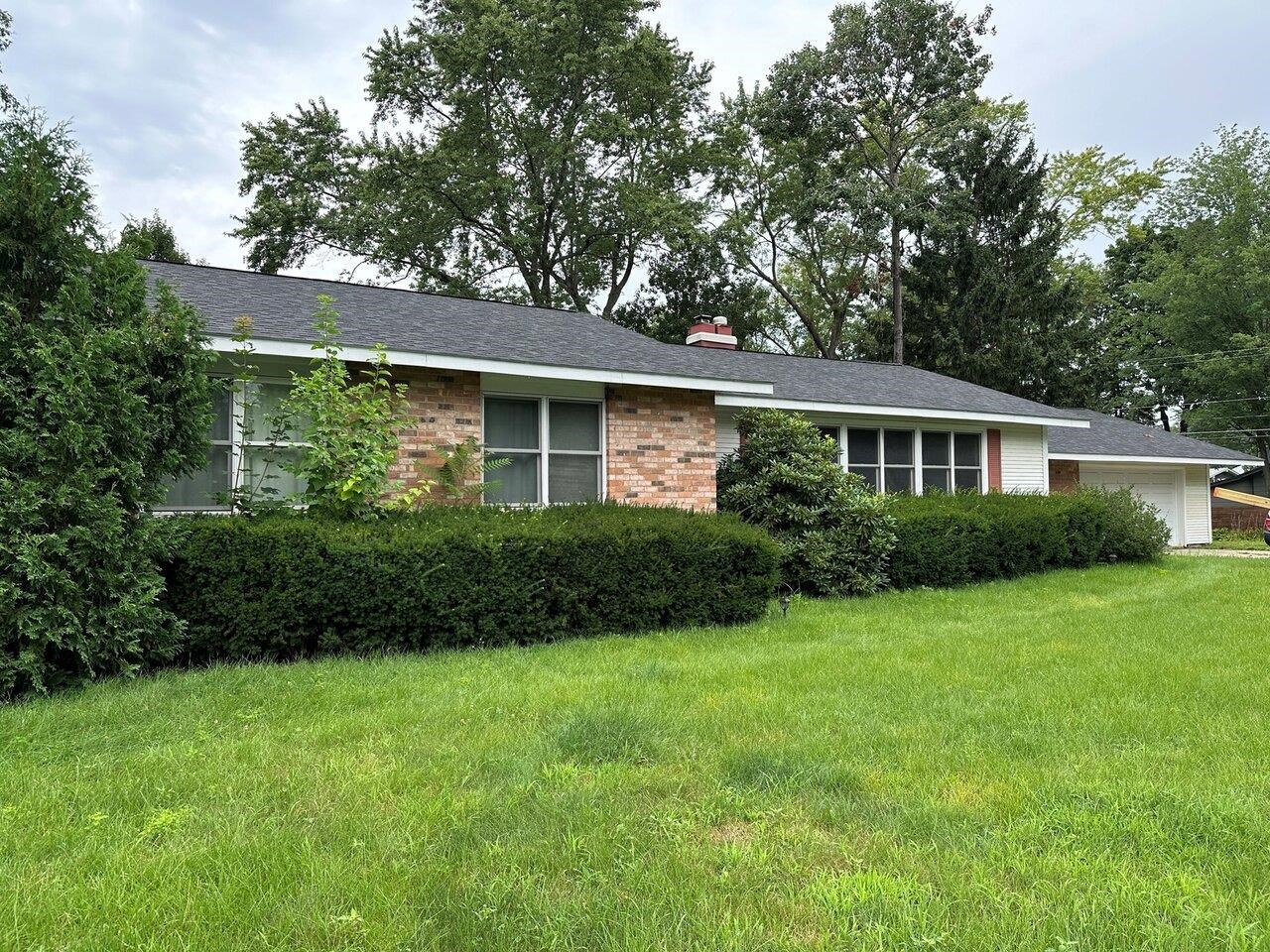 6 Green Dolphin Drive