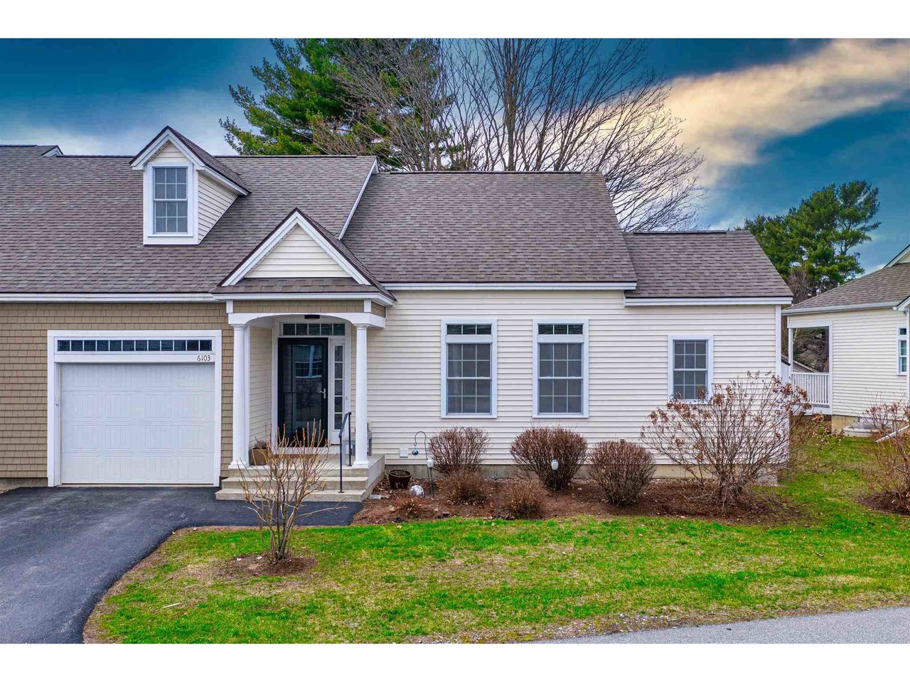 6 Green Field Way, Unit 103