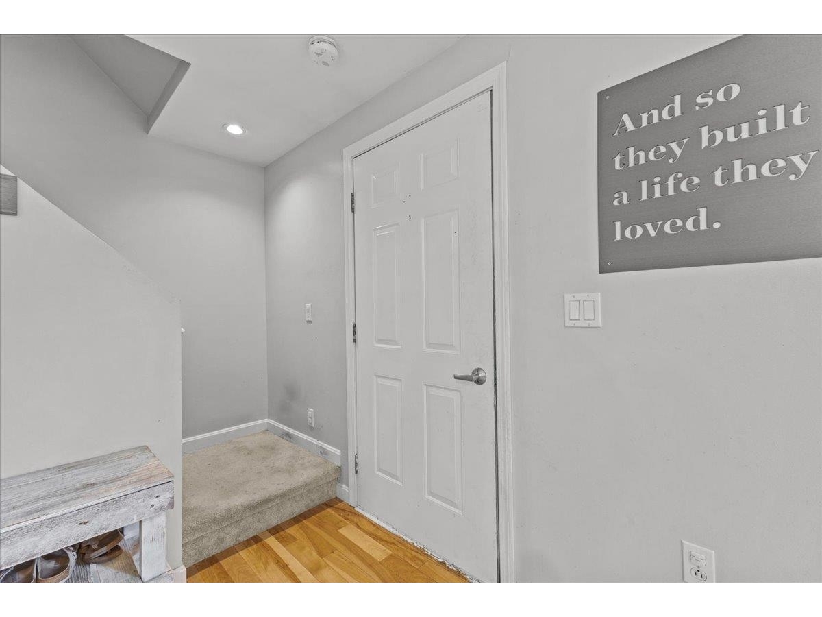 6 Guyette Circle