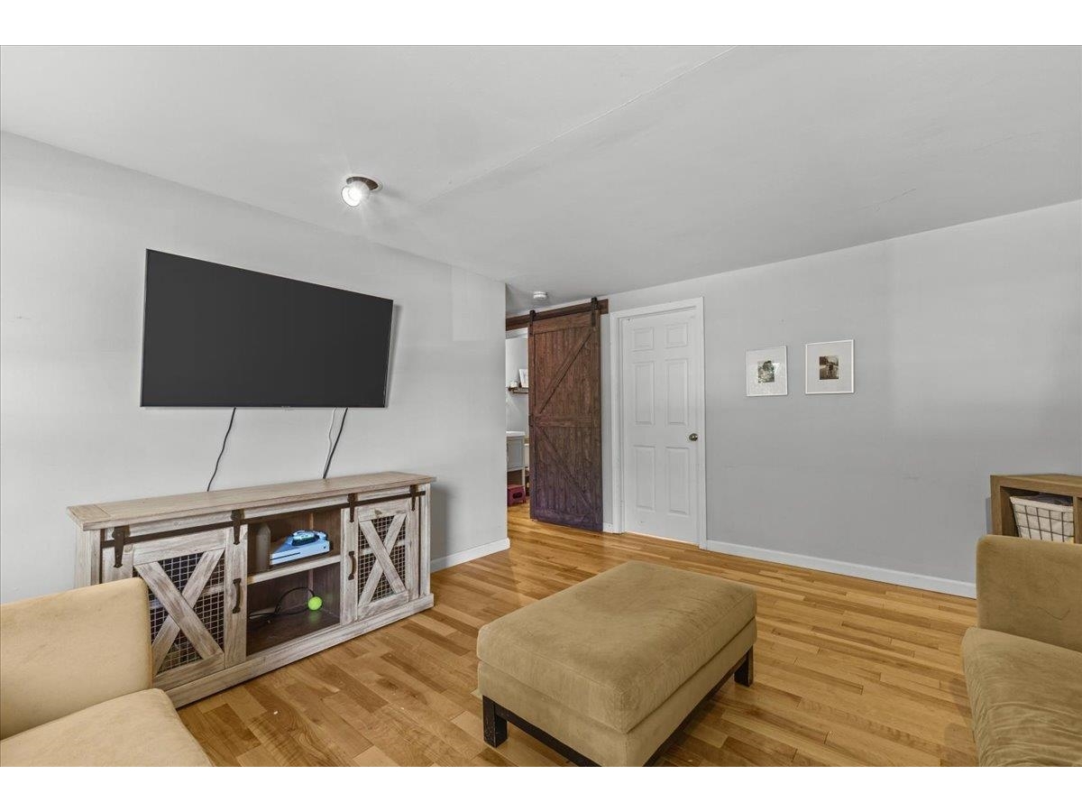 6 Guyette Circle