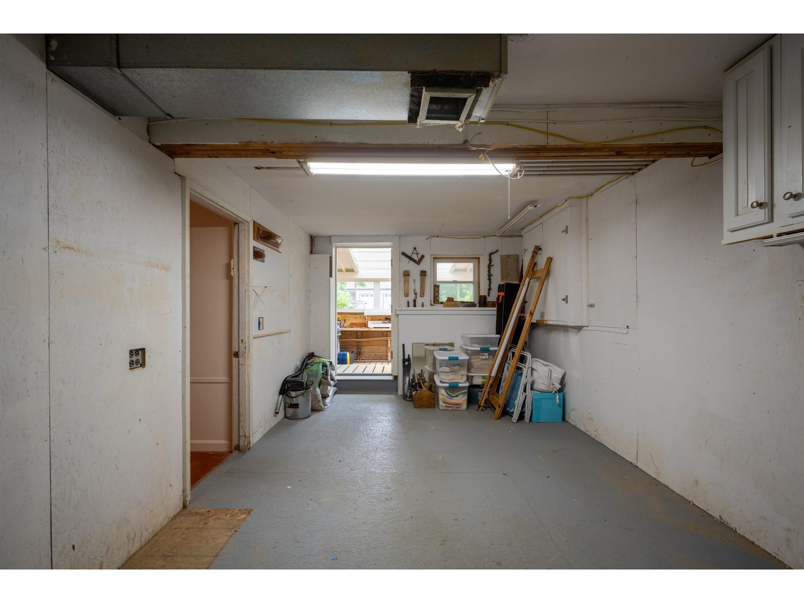 6 Harrow Way
