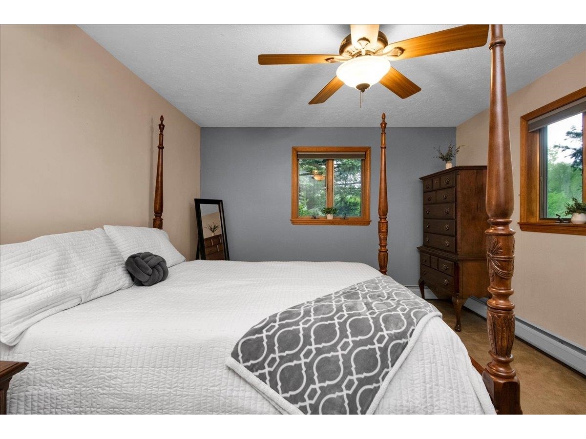 6 Meadowbrook Lane