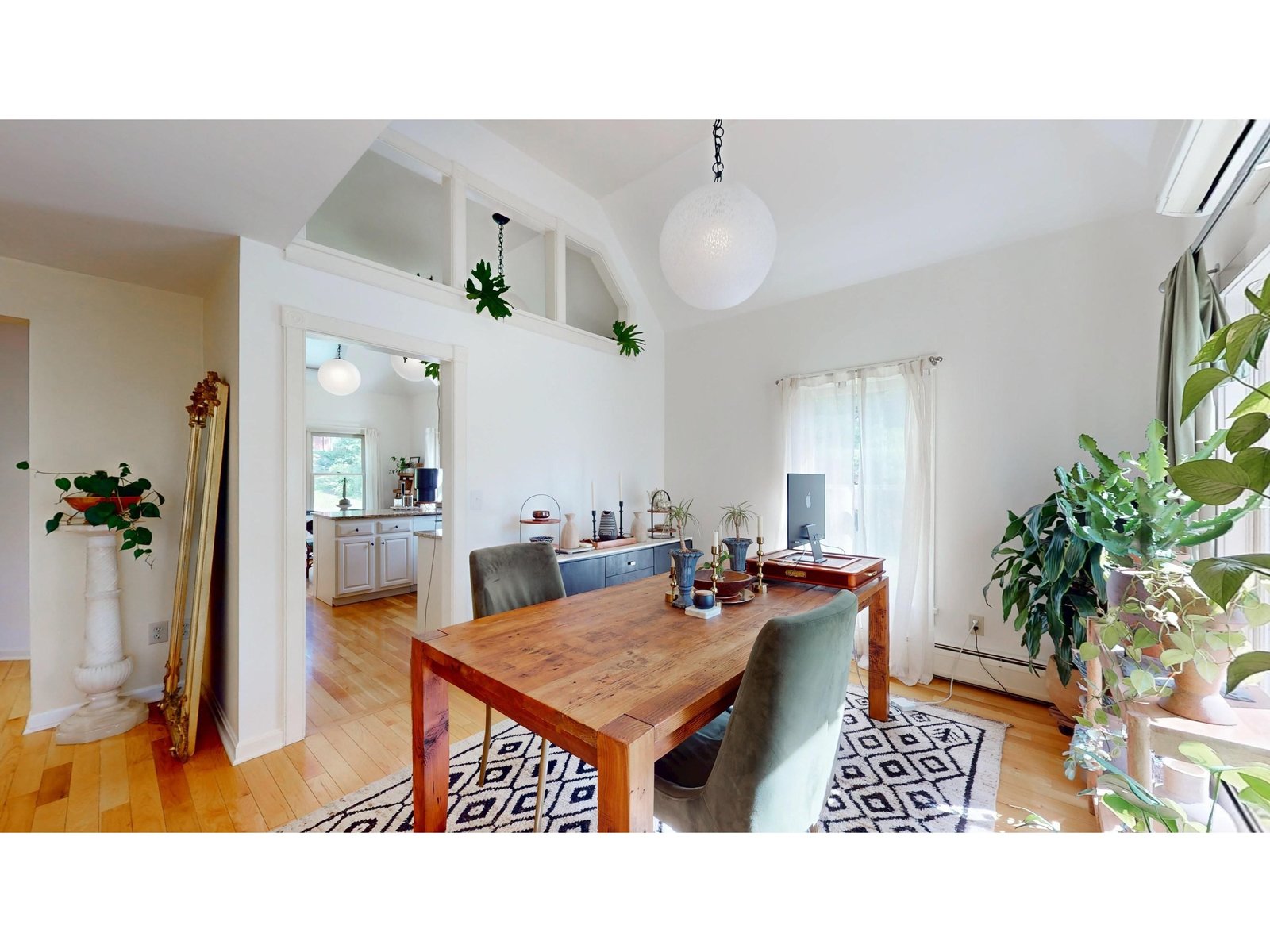 6 Nedde Lane