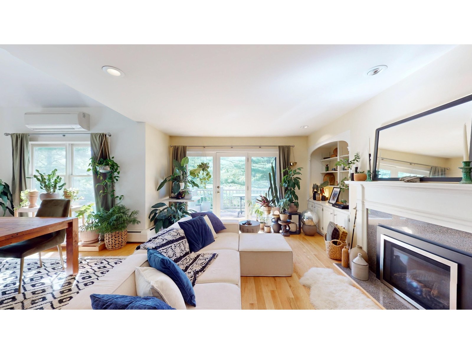 6 Nedde Lane