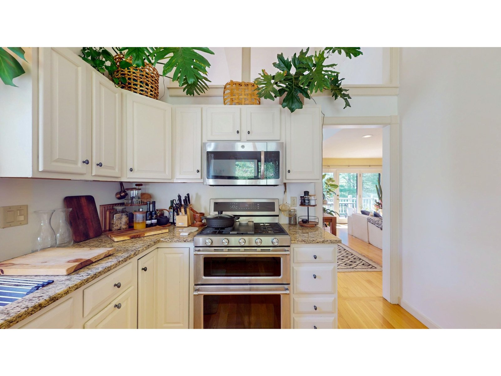 6 Nedde Lane