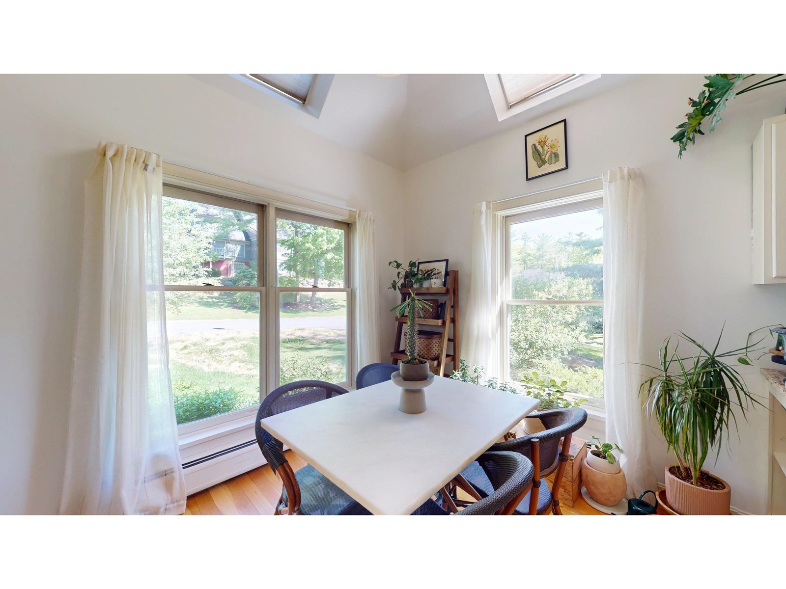 6 Nedde Lane