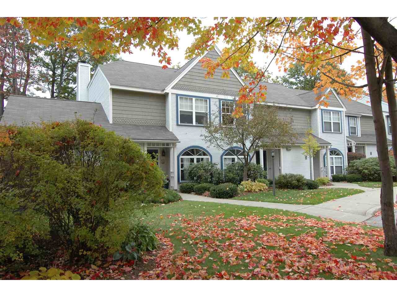 6 Northshore Drive, Burlington