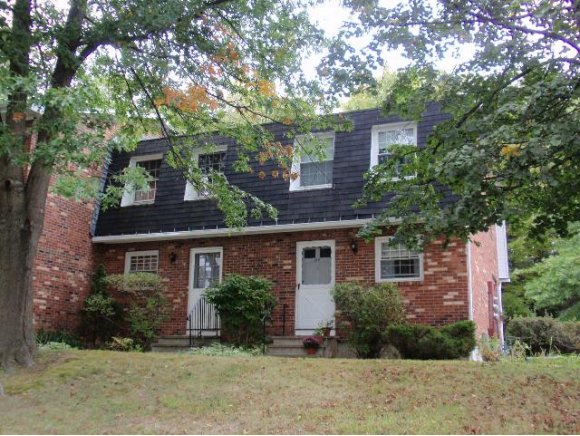 6 Sugartree Ln, Unit B4