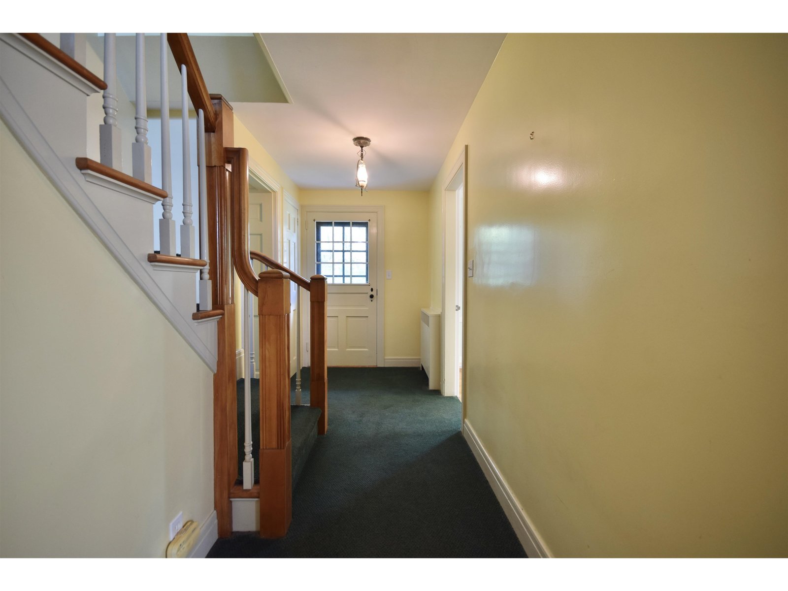6 Towne Street