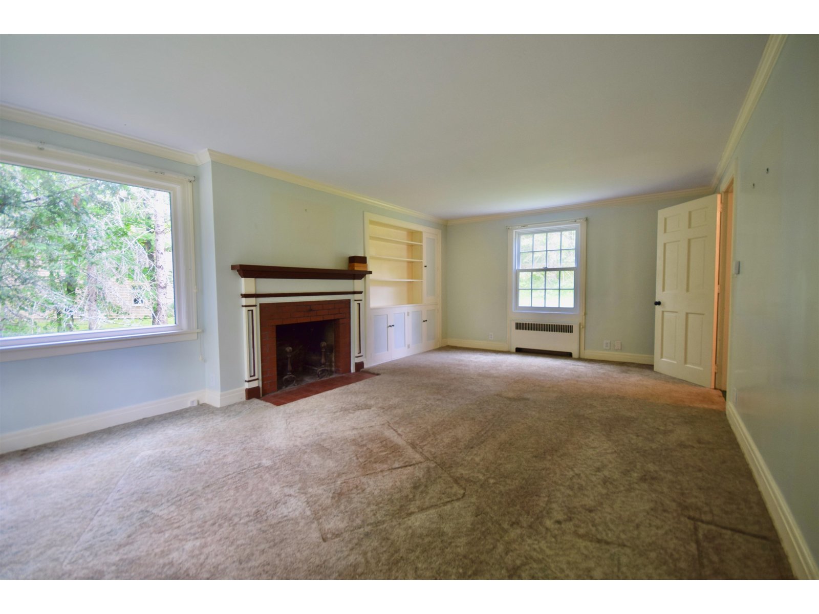 6 Towne Street