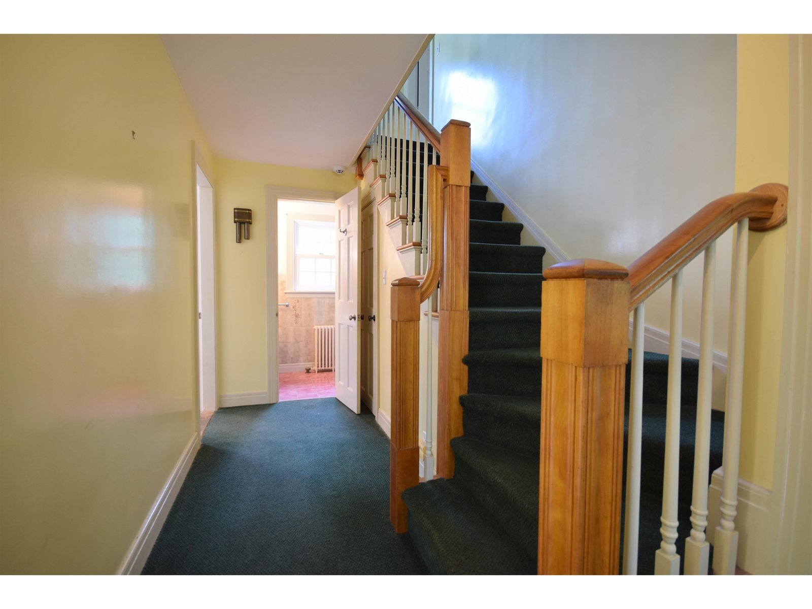 6 Towne Street
