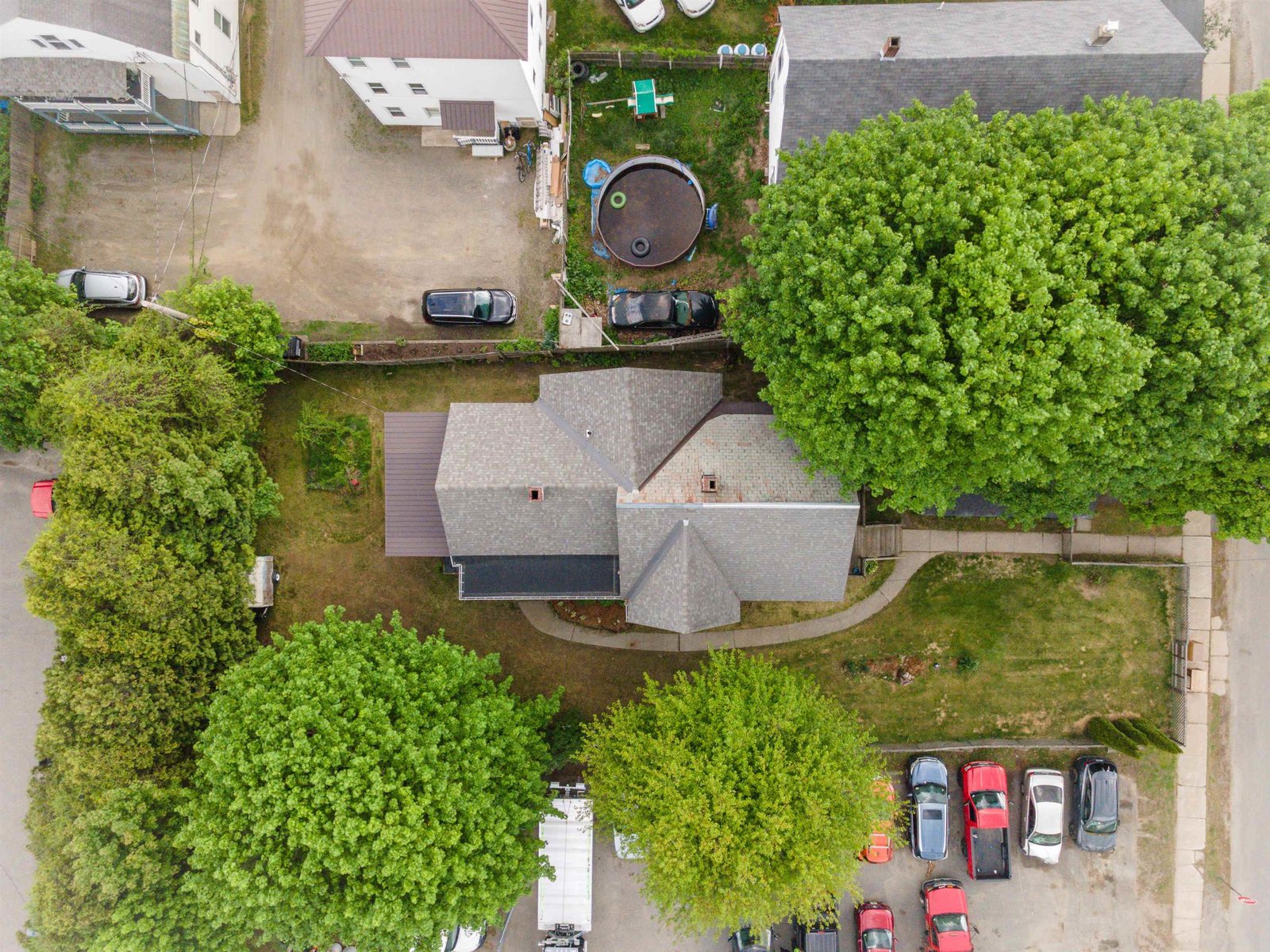 6 Tuttle Street
