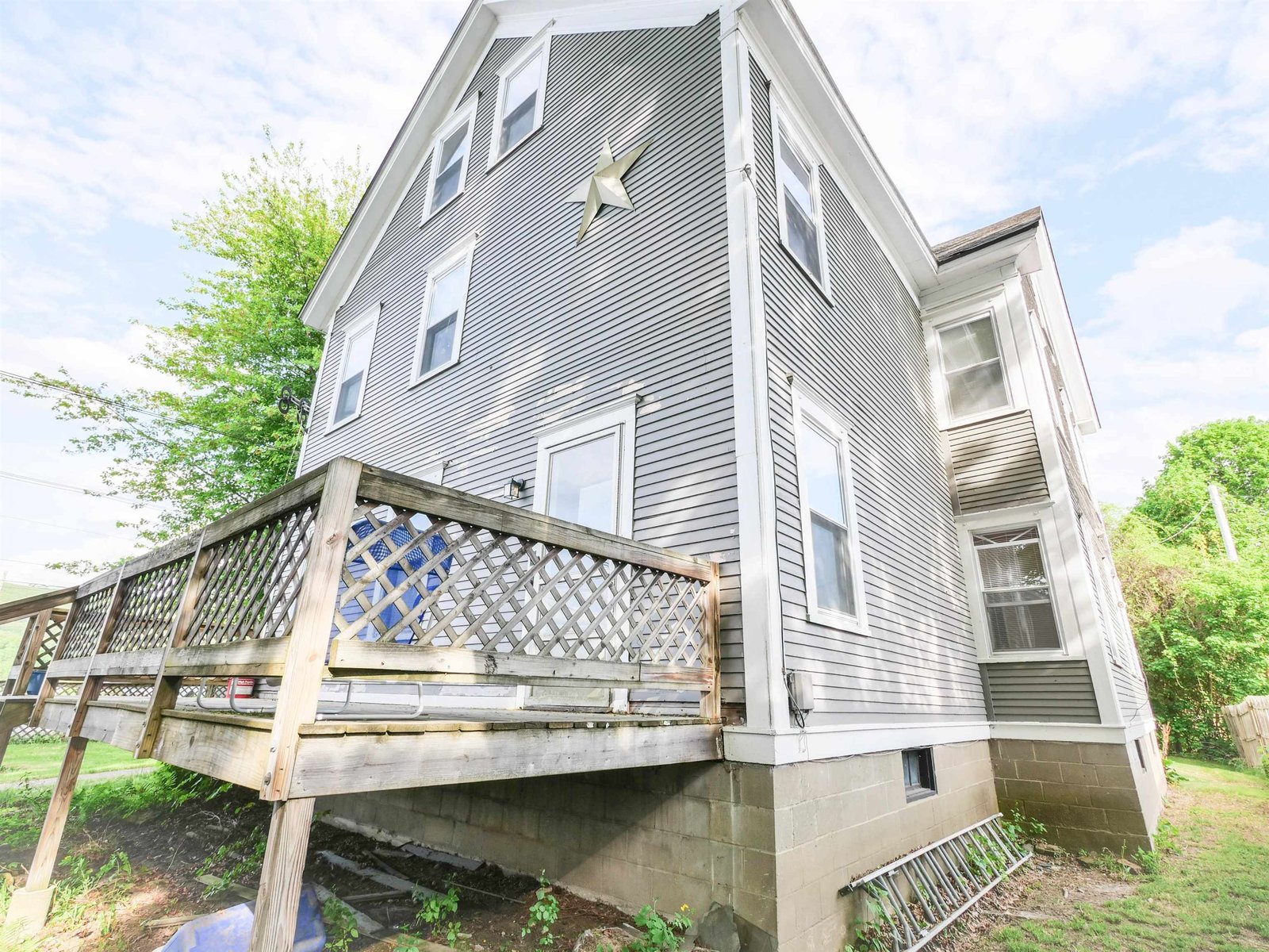 6 Tuttle Street