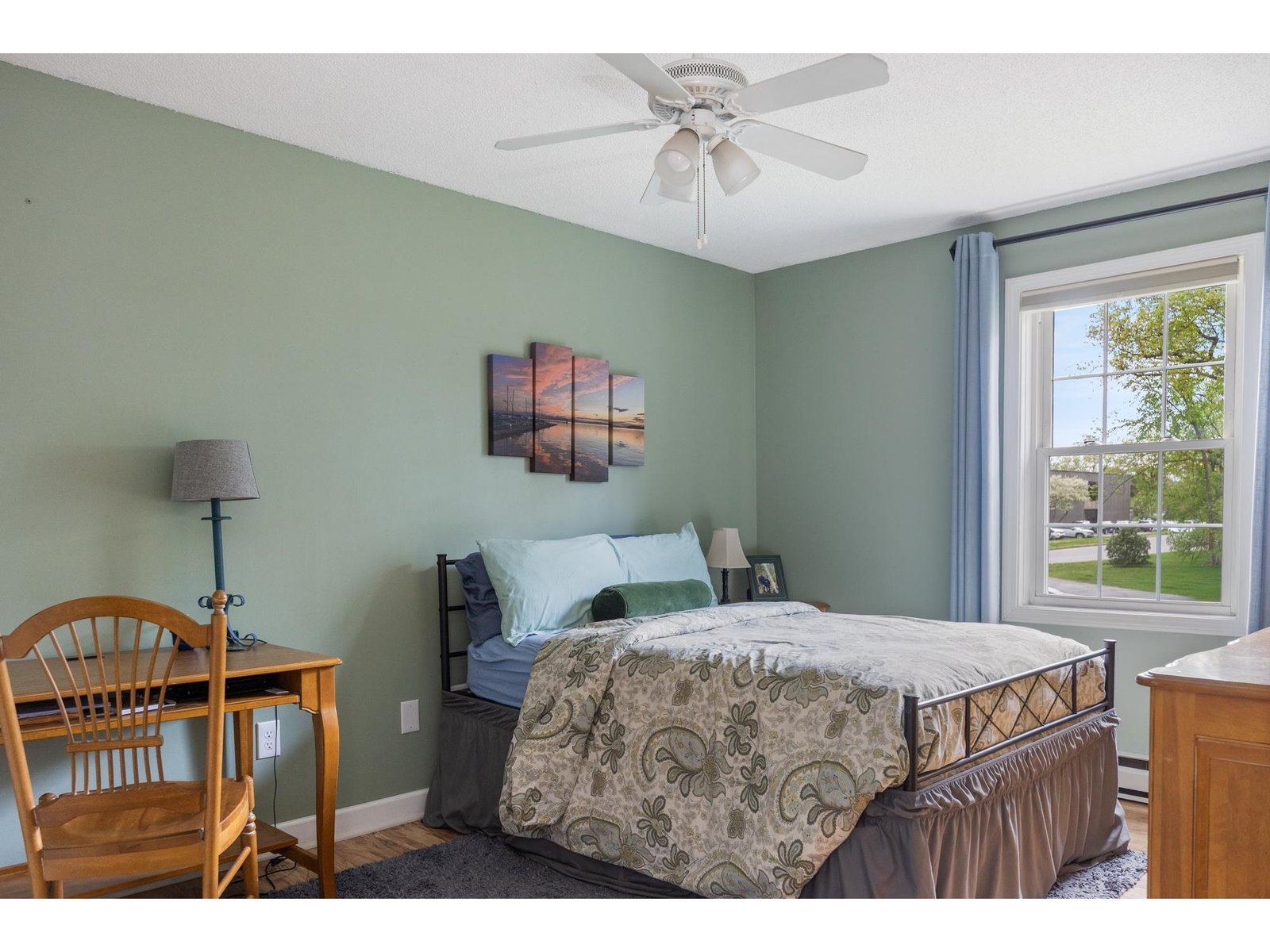 6 Twin Oaks Terrace