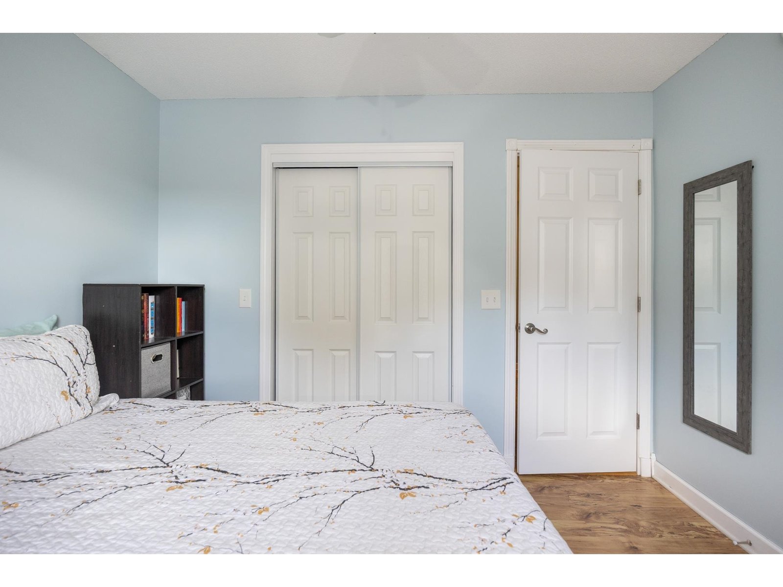 6 Twin Oaks Terrace