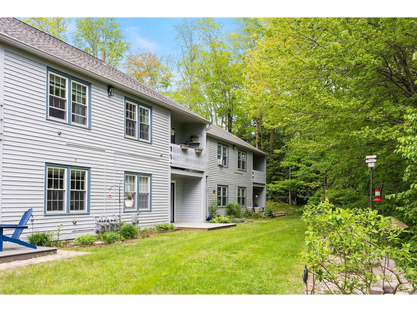 6 Twin Oaks Terrace