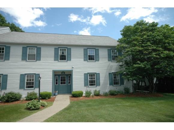 6 Twin Oaks Terrace, Unit 6