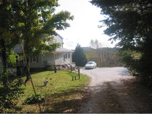 6 Walker Dr