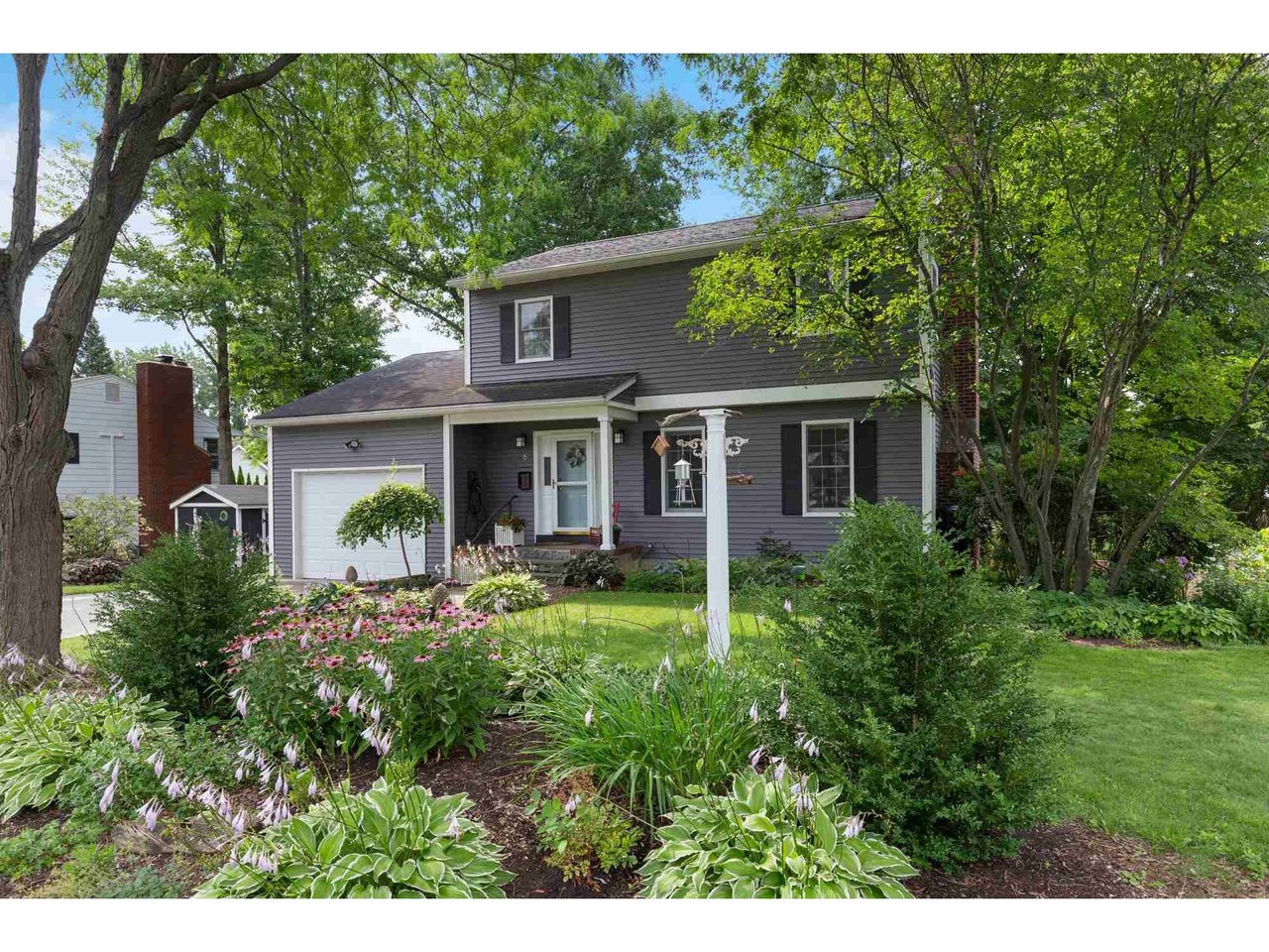 6 Woodland Place