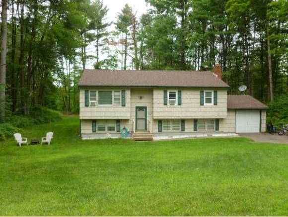 6 Woodlawn Court
