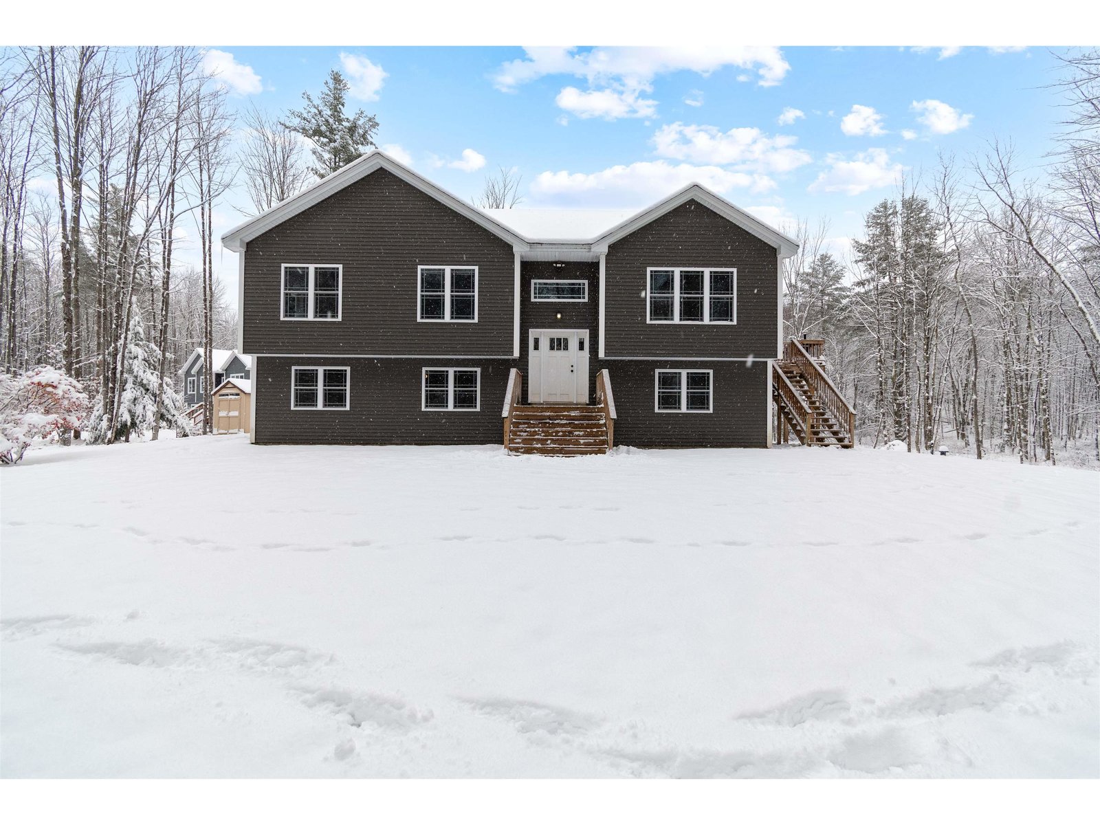 60 Apple Tree Road