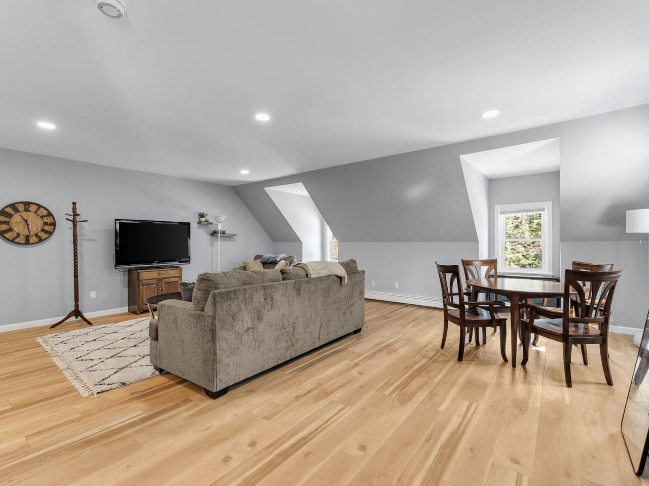 60 Catella Road