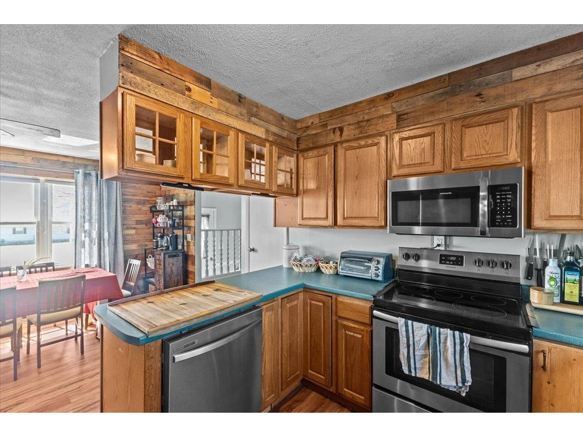 60 Cedar Drive