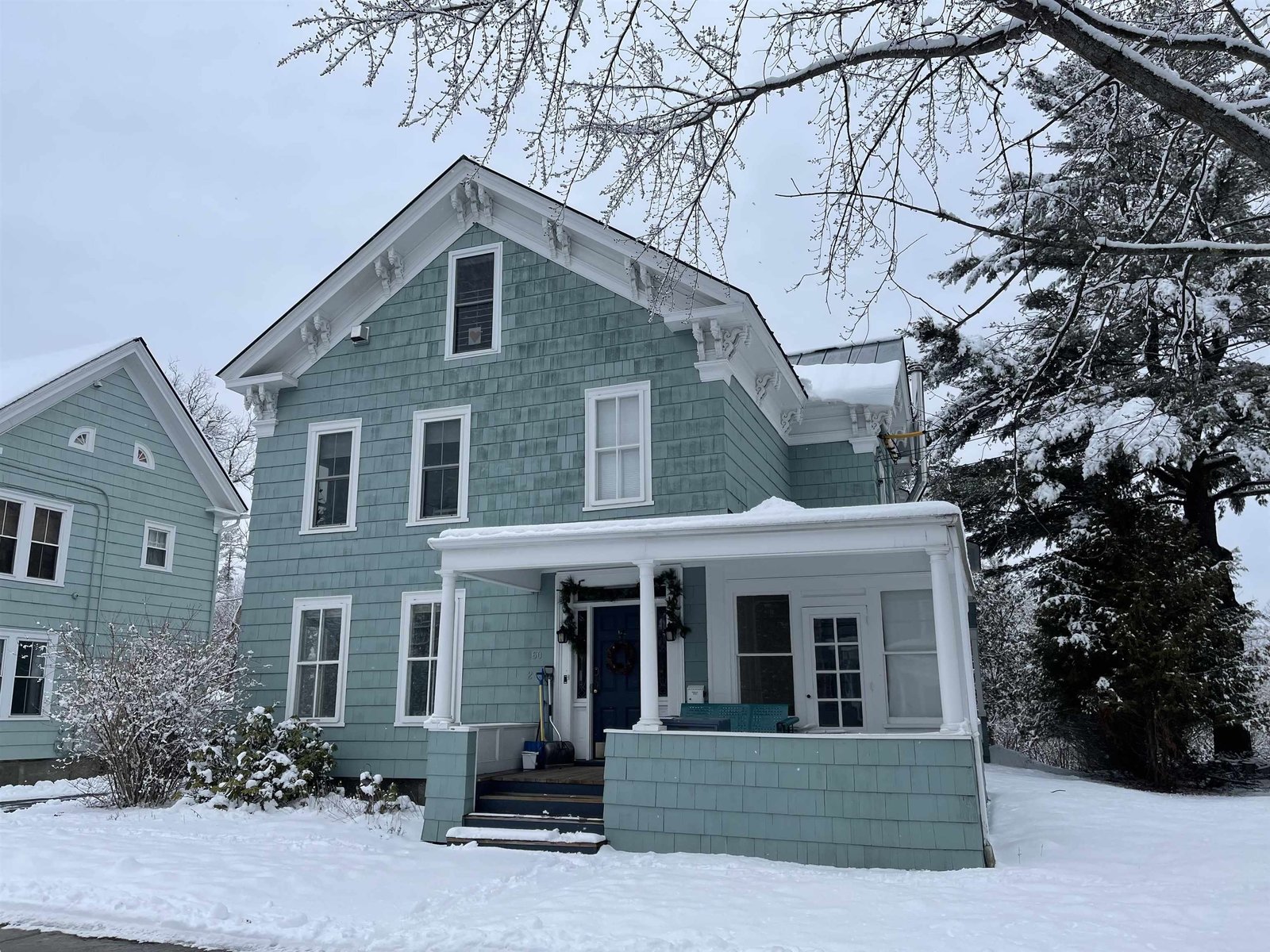 60 College Street, Unit 1