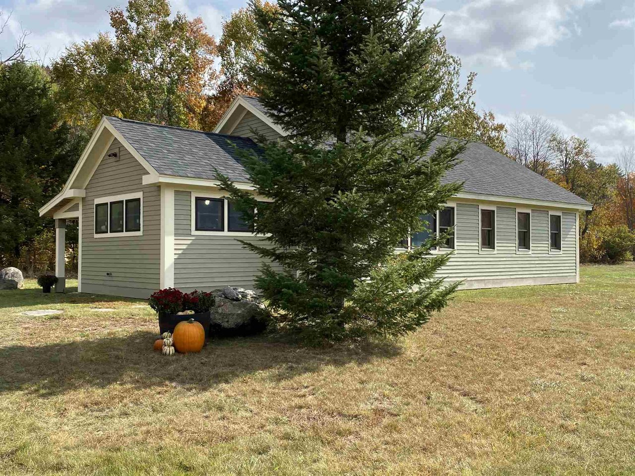 60 Fisher Bridge Drive