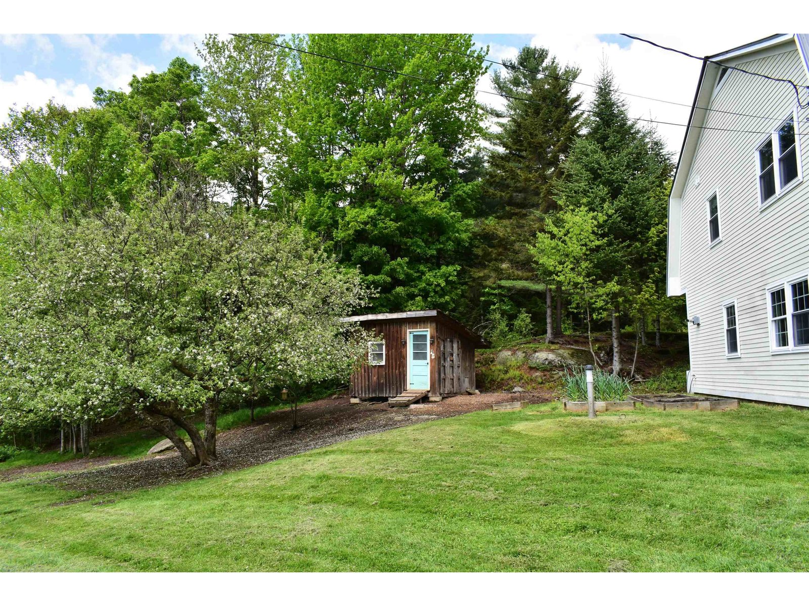 60 Hampshire Hill Road