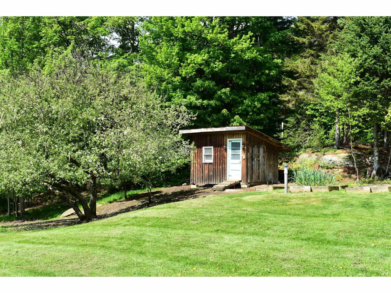 60 Hampshire Hill Road